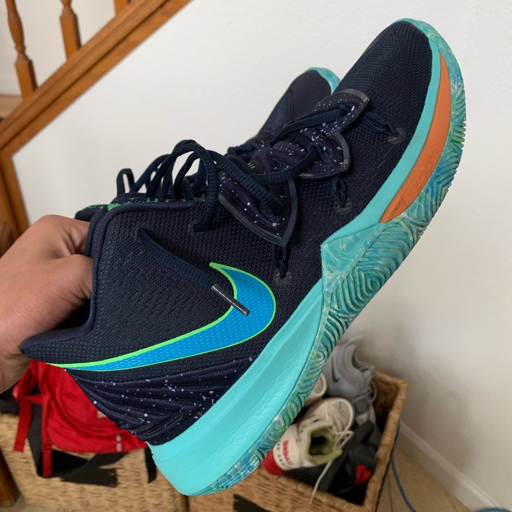 kyrie 5 obsidian